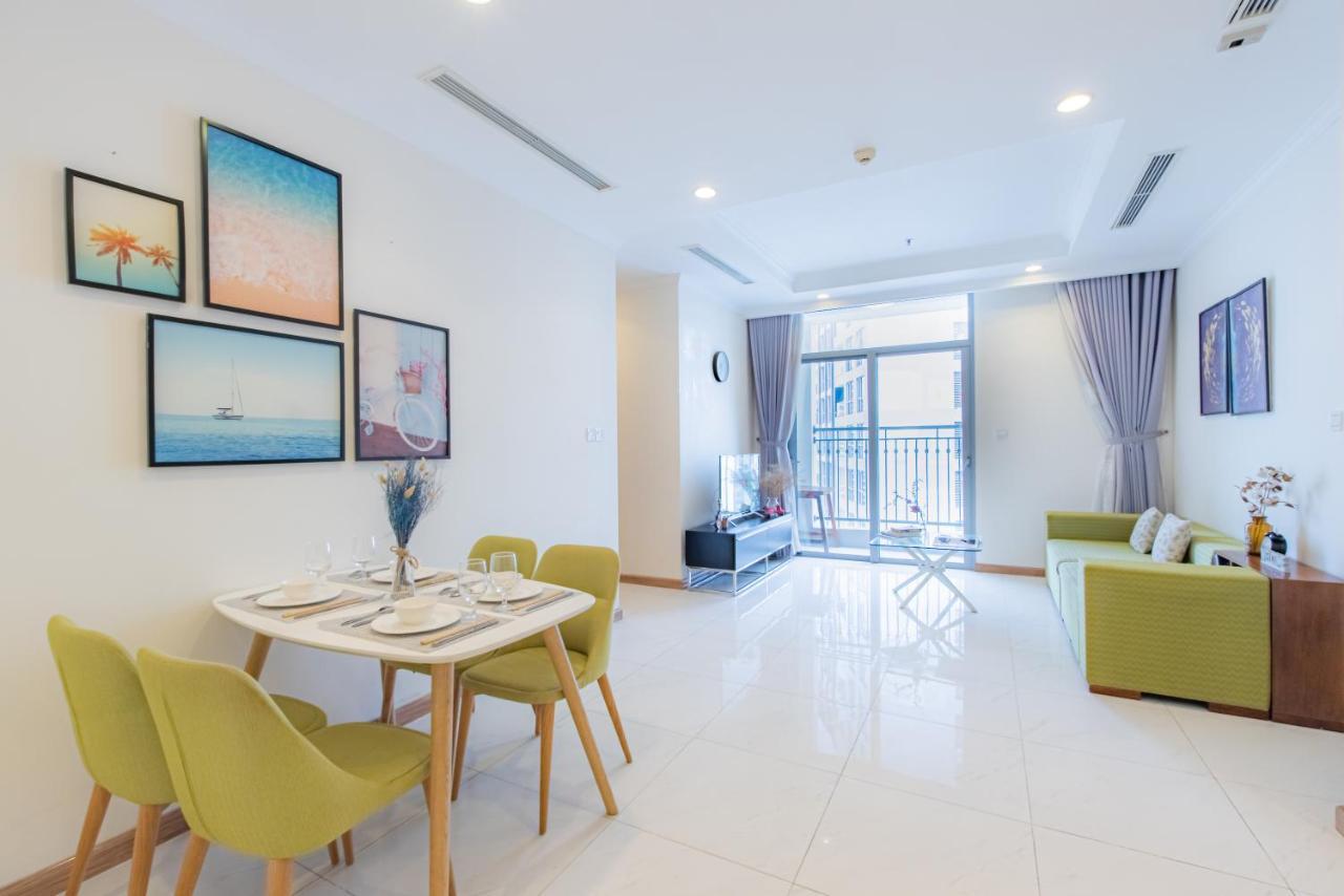 Moxy Hcmc Aparts - Vinhomes Central Park, Ice Rink Cidade de Ho Chi Minh Exterior foto