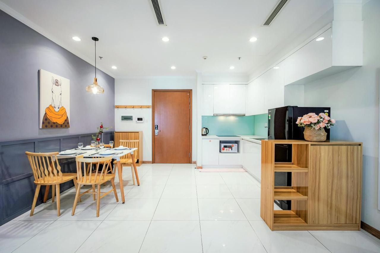 Moxy Hcmc Aparts - Vinhomes Central Park, Ice Rink Cidade de Ho Chi Minh Exterior foto